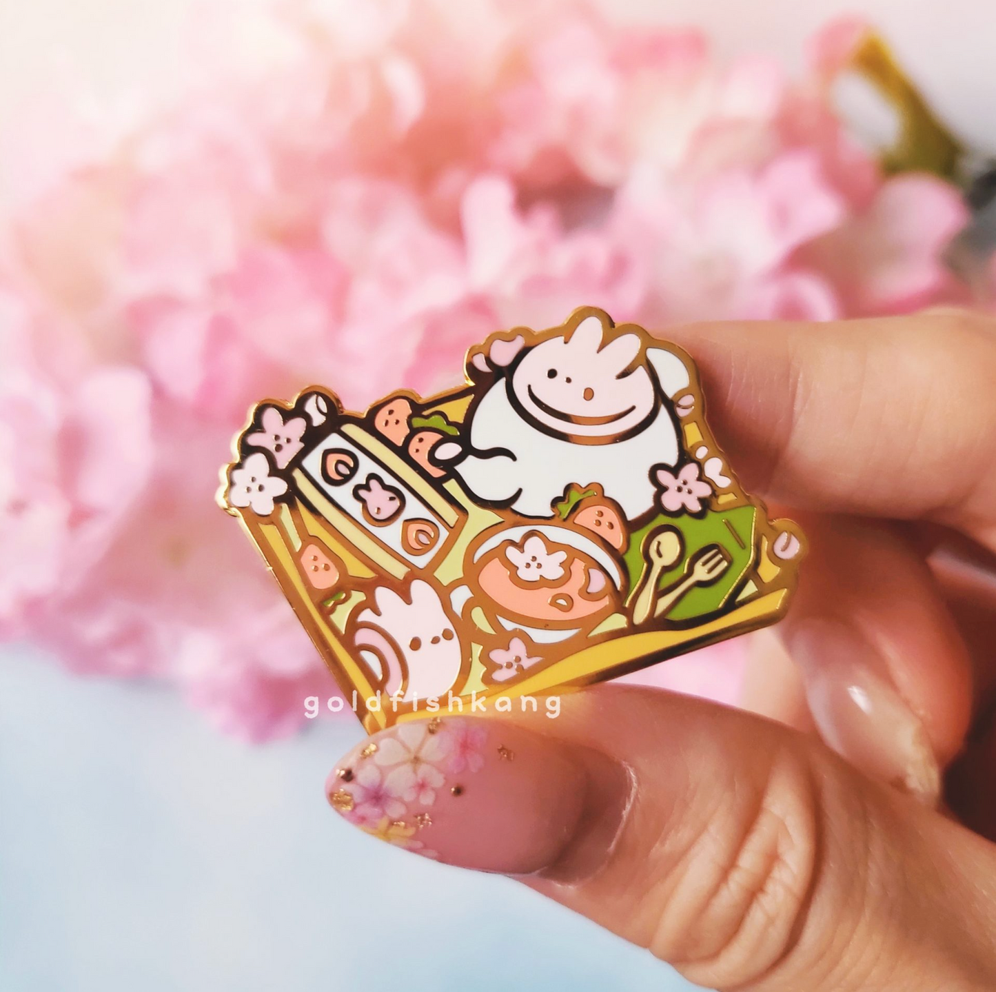 [GK06] Goldfishkang Enamel Pins (options)